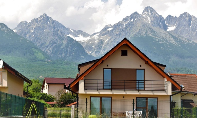 Nova Lesna House | Tatras Apartments 5 min from train station B
