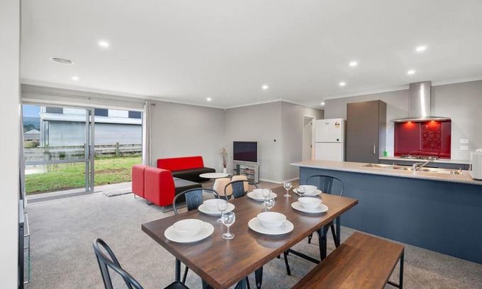 Ohakune House | Te Hukarere - Ohakune Holiday Home