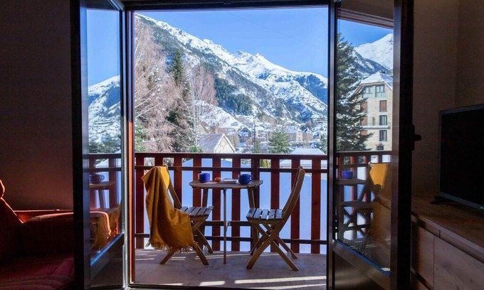 Sallent de Gallego Apartment | Tebarray ☆ Increíbles vistas, terraza y garaje · Pirineos360