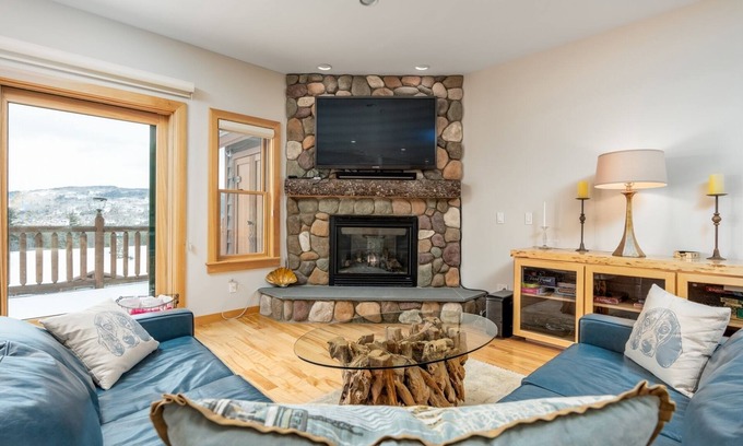 Sunday River Area House | Tempest Ridge Townhouse 18 | 6 Bed, 4.5 Bath