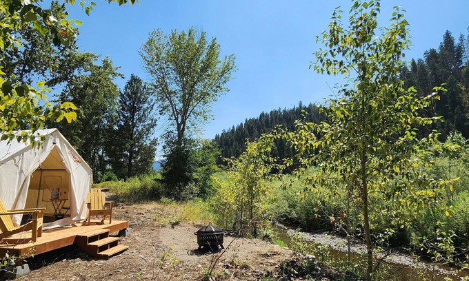Clinton RV Rental | Tentrr Signature Site - B4mc River Ranch - The Cottonwoods