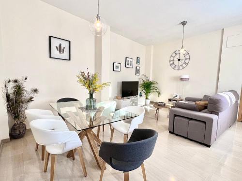 San Lorenzo Apartment | Teodosio Apartment FREE PARKING & CENTRAL AC