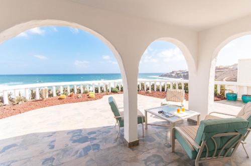 Telde House | Terrace on the Beach