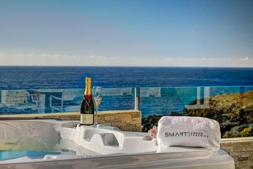 Callao Salvaje Apartment | Terrace on the sea