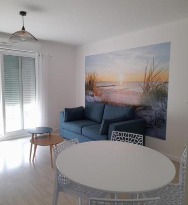 Saint-Regnobert-de-la-Cote-de-Nacre Apartment | Terre de Nacre