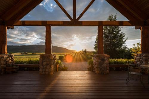 Victor House | Teton Riverfront Property