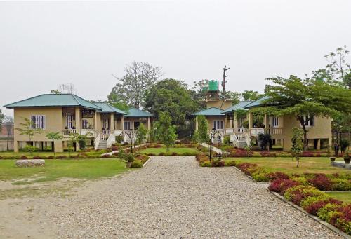 Sauraha Hotel | Tharu Mahal