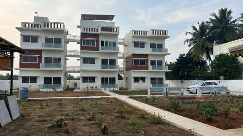 Tiruvannamalai House | Thavika Gold Mountain Wellness Resort