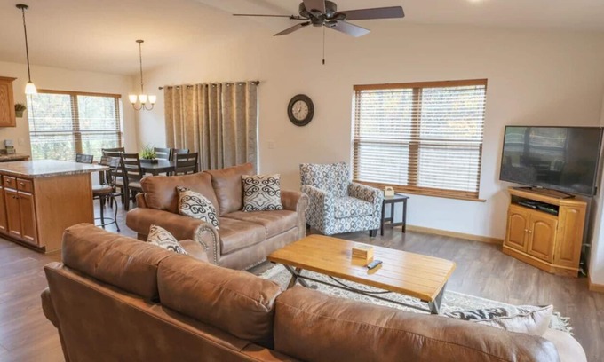 Rome House | The 13th Hole Lake Arrowhead - Golf/Fish/Hunt/ATV