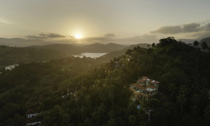 Digana Villa | The Albatross, Kandy