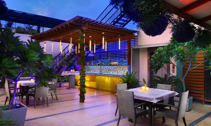 Green Park Hotel | The Ashtan Sarovar Portico Delhi