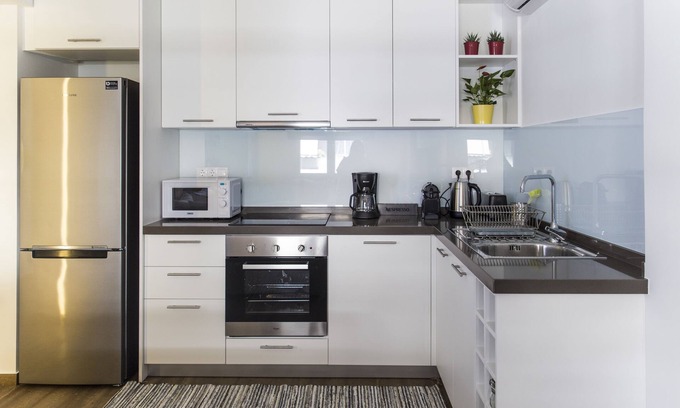 Koukaki Apartment | The Athens Insider