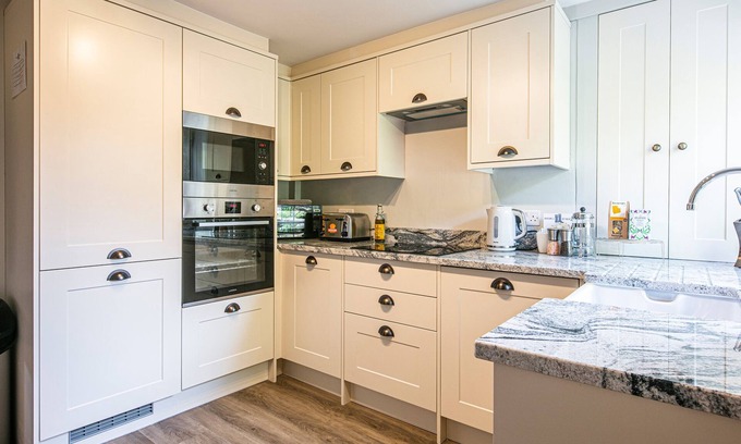Bakewell Cottage | The Aubrey