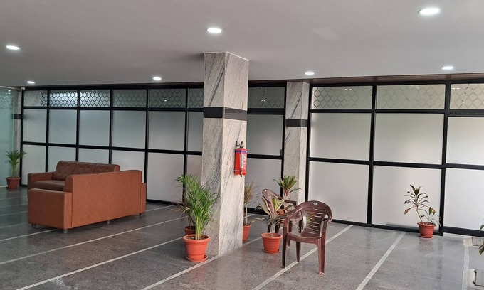 Madhapur Bed & Breakfast | The Balcony Hotel