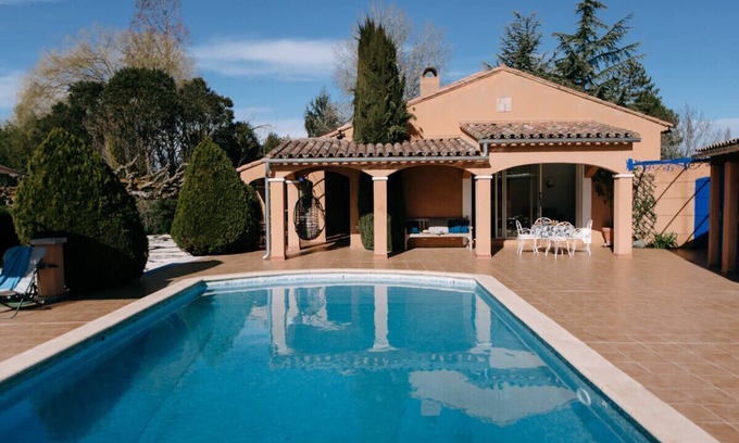 Lagnes House | The Bamboos - private heated swimming pool