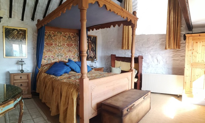 Corwen House | The Barn - Y Sgubor Wen - Your Ideal Rural Retreat