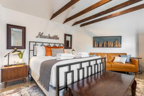 Buena Vista Apartment | The Bea Arthur by Stay Local Nashville