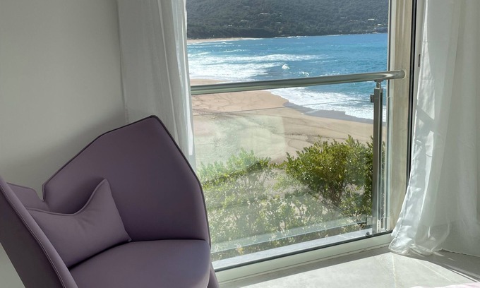 Corse-du-Sud Villa | The beach house