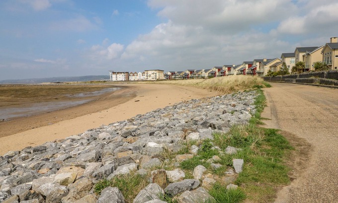 Llanelli Cottage | The Beach House