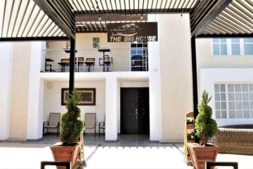 Acapulco House | THE BIG HOUSE ENS