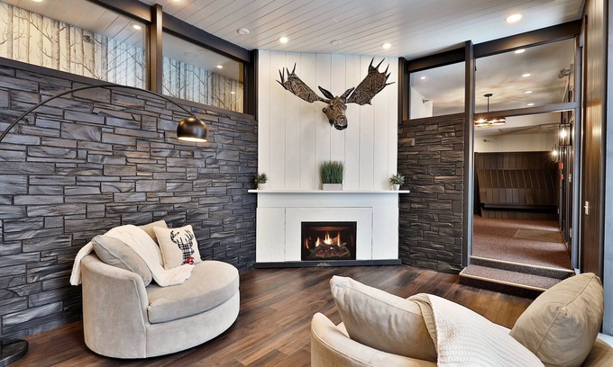 Killington Cabin | The Birch Ridge: Family Room #11 - Queen/bunkbed Suite In Killington, Vermont 1 Bedroom Home
