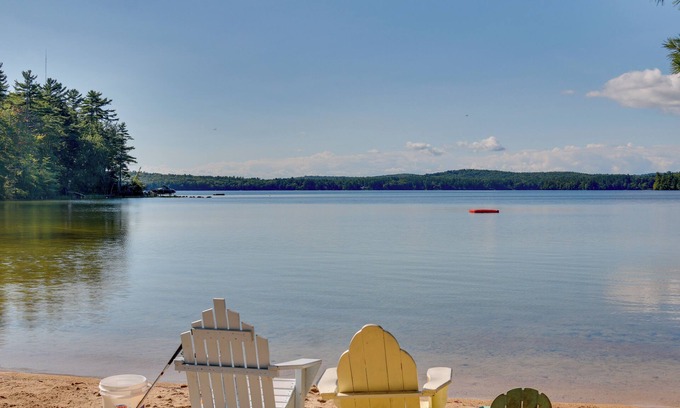 Raymond Cabin | 'The Birches' Raymond Getaway w/Beach & Boat Dock