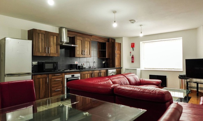 Old Trafford Apartment | The Blissful Heaven
