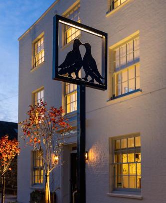 Worth Hotel | The Blue Pigeons Hotel and Restaurant
