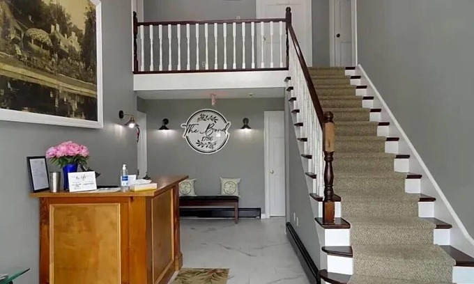 Warrensburg Hotel | The Bond Inn Room #4