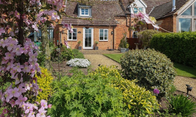 Orston House | THE BORROWERS AT THE WAGON HOVEL, romantic in Newark-On-Trent