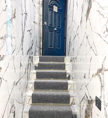 Milan Apartment | The Boutique Houses - Hebrew Quarter