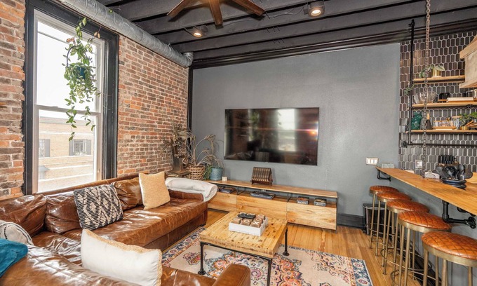 Blanchester House | The Brick Dachshund - Chic for 9