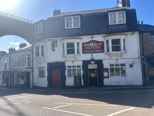 Durham Bed & Breakfast | The Bridge Hotel