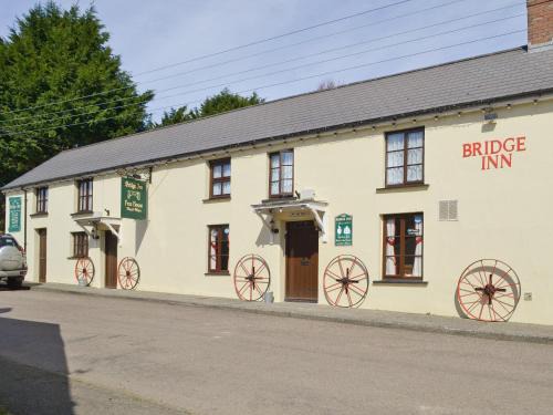Holsworthy House | The Bridge Inn Apartment