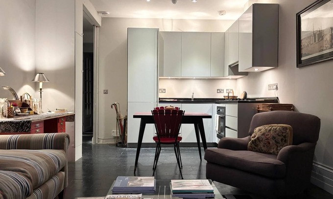 Redcliffe Apartment | The British Apartment
