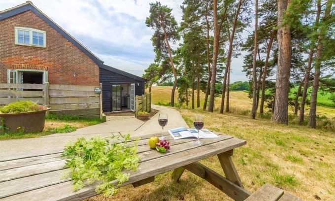 Ipswich Cottage | The Buttery, Freston