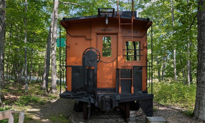 Empire Apartment | The Caboose Summary: