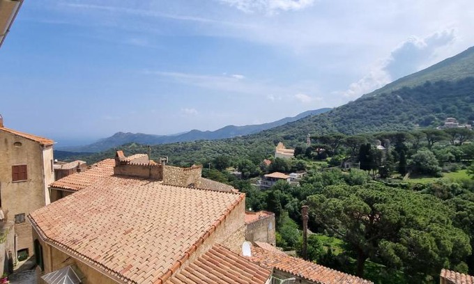 Ville-di-Paraso House | The Charming House by 1722