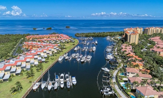 Burnt Store Marina Condo | The CHART ROOM -with off the chart views!