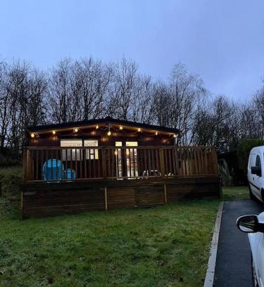Builth Wells Apartment | The Cherries - Caer beris holiday park 2 bedroom lodge - No commercial vehicles allowed on site