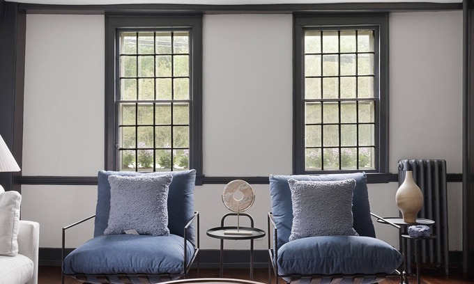 Woodbury House | The Chic Antique Retreat House