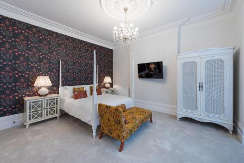 Southsea Hotel | The Clarence Boutique Rooms