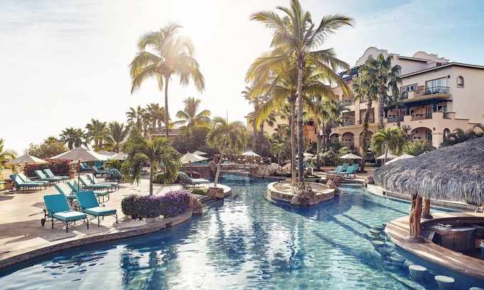 Cabo San Lucas Hotel | The Club at Hacienda del Mar