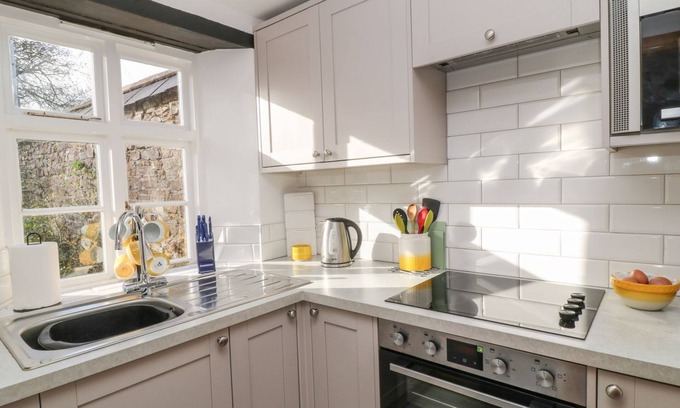 Broadwoodwidger Cottage | The Coach House