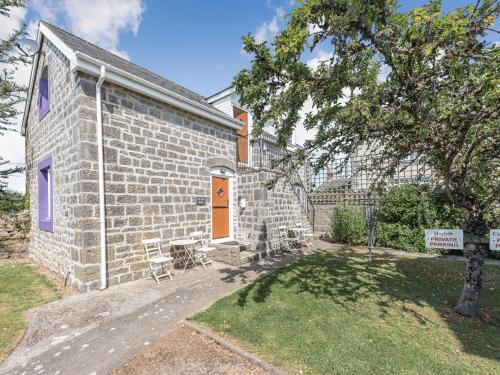 St. Florence House | The Coach House