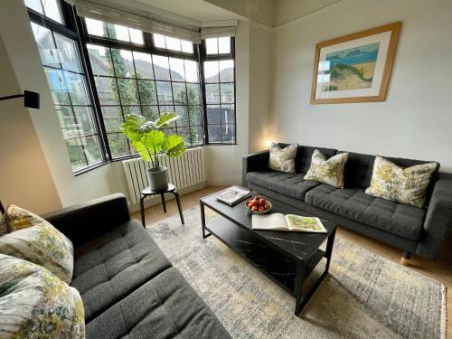 Newcastle House | The Cottage Central Newcastle