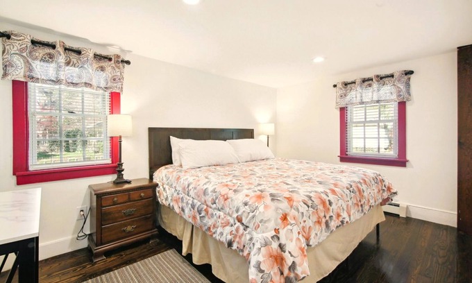 Preston Bed & Breakfast | The Cottage Inn Homestead Suite # 4