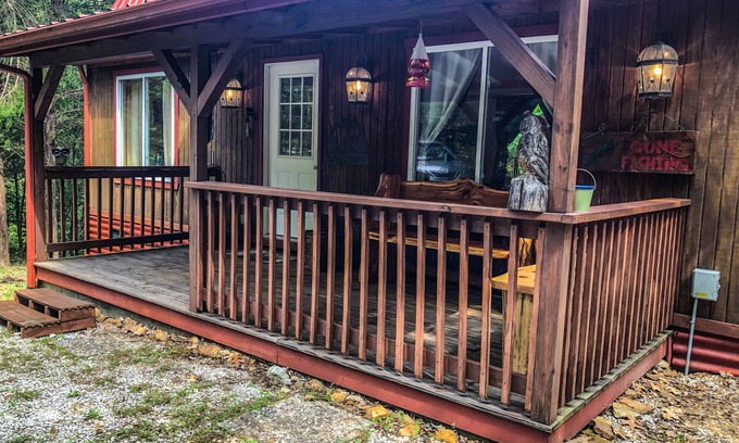 French Lick Cottage | The cottage on the hill in the woods
