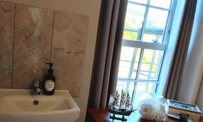 Camelford Bed & Breakfast | The Countryman Hotel