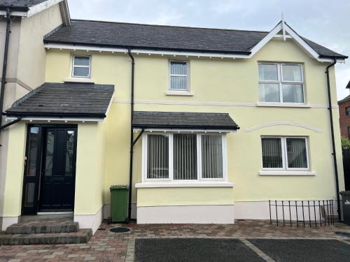 Rathfriland House | The Courtyard